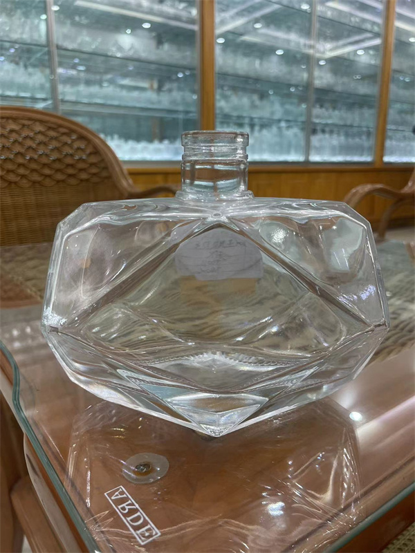 山東洋酒瓶廠家直發